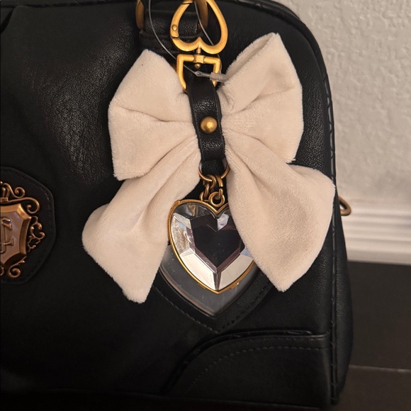 Juicy Couture Black Romance Satchel with Cream Bow - Picture 3 of 13